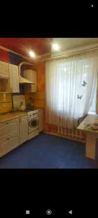 сдам 1 к.кв. ленинский р. радуга ул. берви 25000 р. Донецк