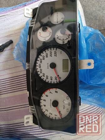 Продам фары Мицубиси 9 Донецк - изображение 1