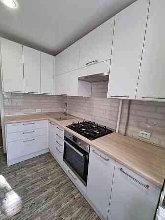 Продам 2-х комнатную квартиру в Мариуполе Мариуполь