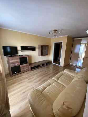 Сдается 1-ая квартира 40 м² Район: Калининский Донецк