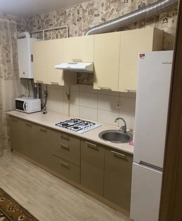 Сдается 1-ая квартира 43 м² Район: Кировский Донецк