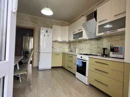 Сдается 2-ая квартира 52 м² Район: Петровский Донецк