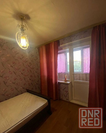 Сдаю 1-комнатную квартиру 46.0 м² этаж 2/9 город Донецк, Ворошиловский Донецк - изображение 1