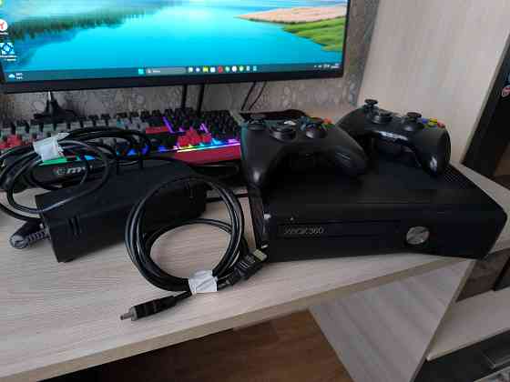 Продам Xbox 360 s Донецк