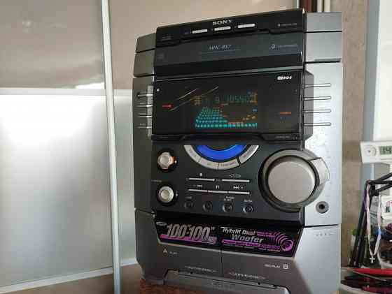 SONY HCD-BX7 2X100W ,без колонок,новый пульт,работает радио FM и AUX Донецк