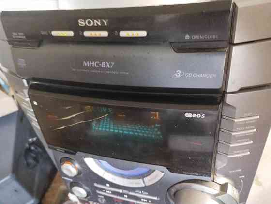 SONY HCD-BX7 2X100W ,без колонок,новый пульт,работает радио FM и AUX Донецк