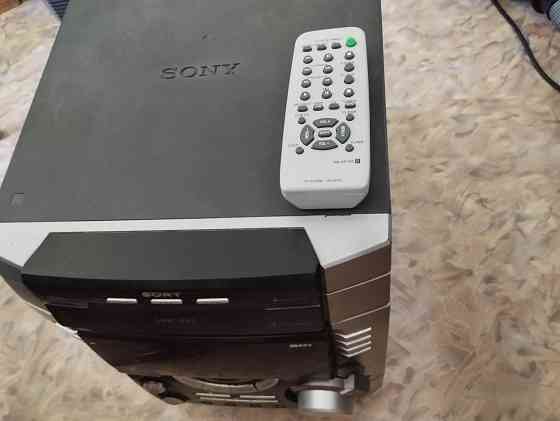 SONY HCD-BX7 2X100W ,без колонок,новый пульт,работает радио FM и AUX Донецк