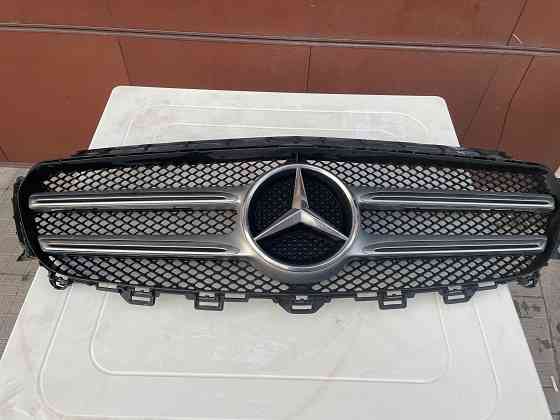 Решетка радиатора Mercedes w213 Донецк
