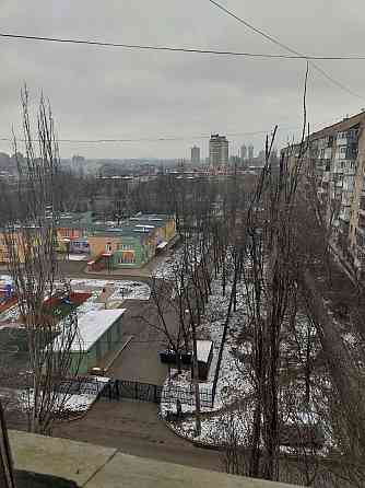 Продается 2 ком. квартира 48 м². Крытый рынок Донецк