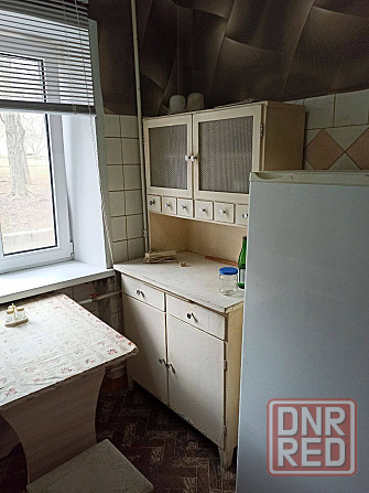 Продам 1 комн.1/5, жилое состояние, ул. Челюскинцев Краеведческий музей Донецк - изображение 3