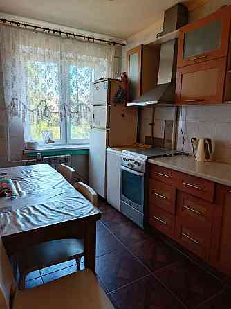 Продаётся 3-комнатная квартира 70 кв.м. Мариуполь