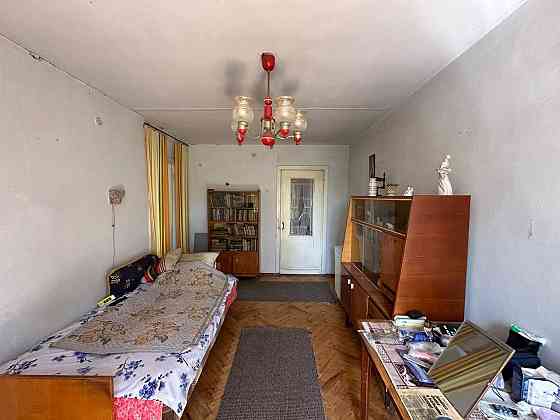 Продаётся 2-хкомнатная квартира 40 кв.м. Мариуполь