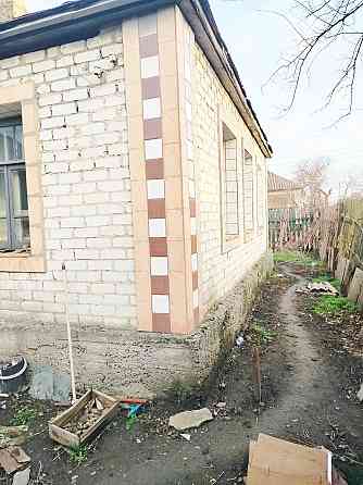 Продается дом по адресу: ул. Достоевского, район 27 школы. Луганск