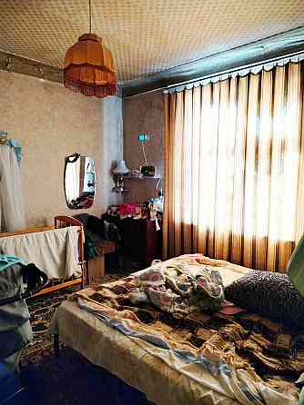 Продается трёхкомнатная квартира в районе цирка . Луганск