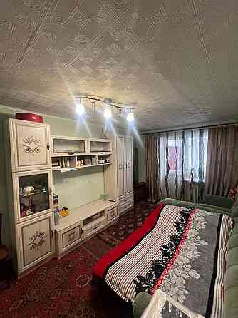 Продам 2 к.кв. 2/3 ул. Петровского Донецк
