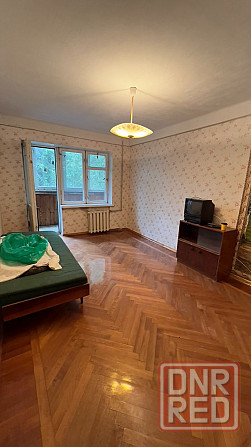 Продажа 2к квартиры, б. Шахтостроителей, Калининский р-н, ориентир Детская областная больница Донецк - изображение 1