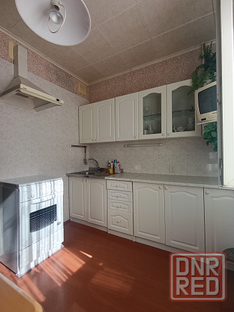 Продам 3-х комн 2/9 на Донском. Чешка 72 м². Холл. Мебель. Донецк - изображение 6