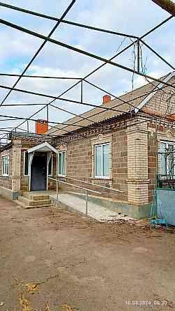 Продам усадьбу в Володарском районе, с. Республика Мариуполь