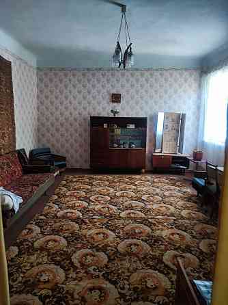 Продаю 2к. кв. на земле Красная звезда. с гаражом. Макеевка