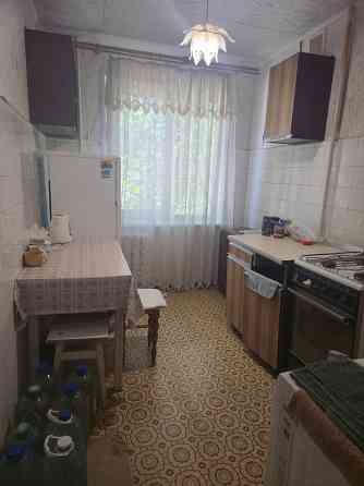Продаю 2 к.кв Калининский рынок Донецк