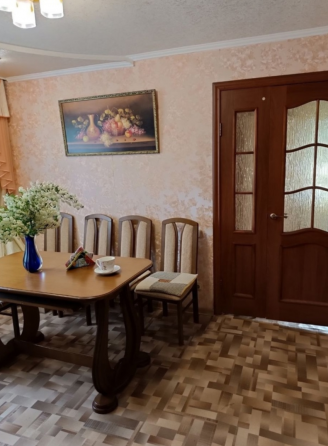 Дом Кировский исполком Донецк