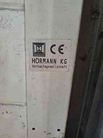 Продам ворота секционные Herman Донецк