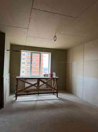 Продам 2к фаворит под чистовую Донецк