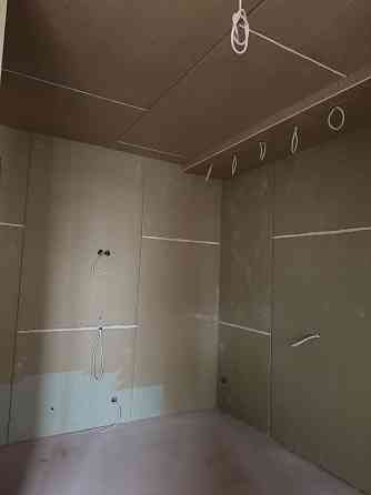 Продам 2к фаворит под чистовую Донецк