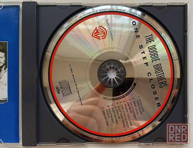 Фирменный CD: Doobie Brothers (1980) One Step Closer Макеевка - изображение 2