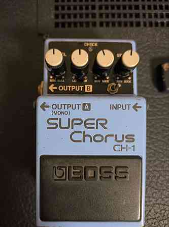 Продам гитарную педаль Boss Super Chorus CH-1 Енакиево
