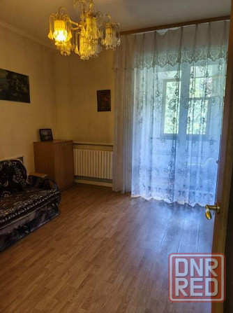 Продажа 2 комн. квартиры, пр. Театральный Донецк - изображение 1