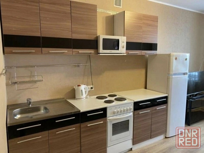 Сдается чистая, cвeтлая, однокомнатнaя квартира - 30 кв.м., нa 2 этaжe 9-этажнoгo домa в Ленинском Донецк - изображение 1