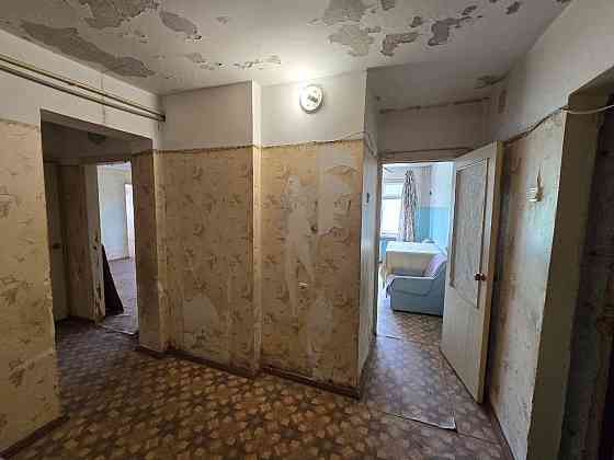 Продам крупногабаритную 2-х ком. квартиру под ремонт, Донецк, ориентир "Топаз". Донецк
