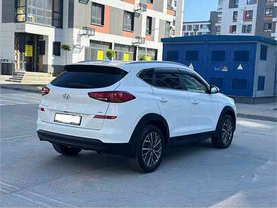 Дилерский Хендэ Туссан 20год 4*4 Донецк