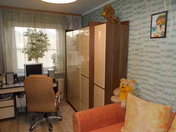 Собственник! продам 3-к. квартиру, 58 м², 3/5 эт, документы готовы, рядом бассейн и стадион Кировец Донецк