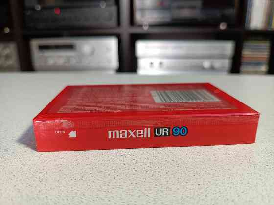 Запечатанная аудиокассета Maxell -UR 90 Донецк
