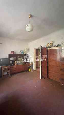 Продам 3х квартиру Советский район Макеевка п. 21 Шахты (ориентир 85 училище) под ремонт. Макеевка