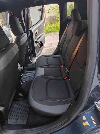 Джип Ренигейд.4×4 Макеевка