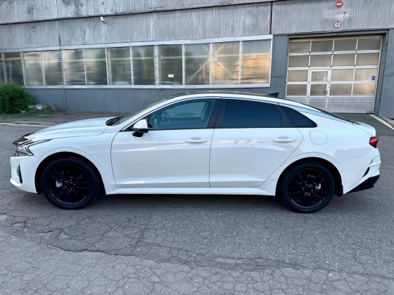 Продам Kia k5 Донецк