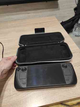 Steam Deck oled 1TB + доп. чехол Донецк