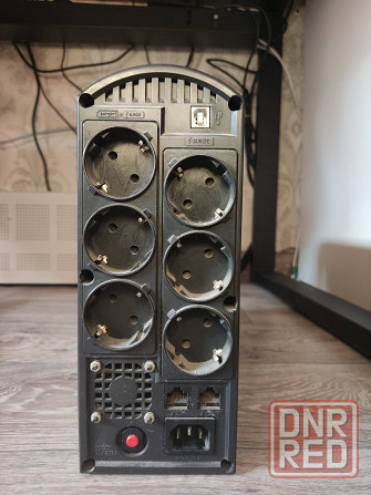 ибп CyberPower Intelligent LCD CP1350EAVRLCD Макеевка - изображение 3