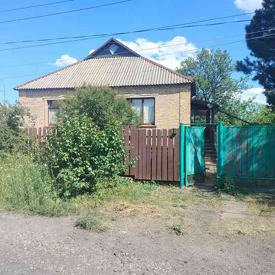 Продам жилой дом Торез
