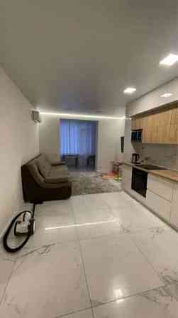 2-комн. квартира, 60м, с мебелью, 2/5 этаж. Донецк