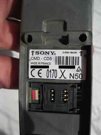телефон Sony CMD-CD5 под сим карту с зарядным Донецк