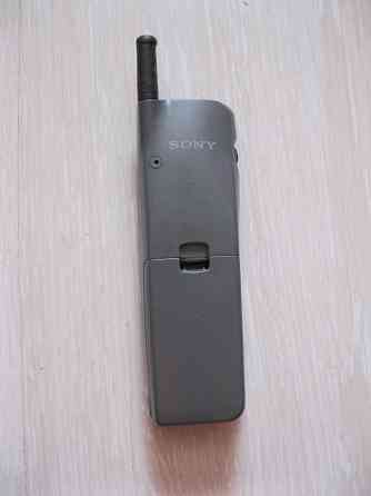 телефон Sony CMD-CD5 под сим карту с зарядным Донецк