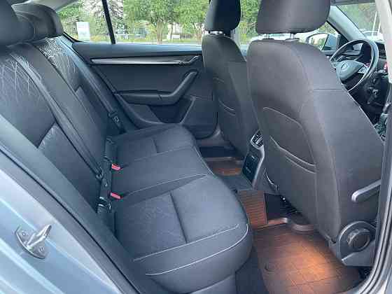 Skoda Octavia A7 1.6 MPI бензин коробка автомат Айсин в родной краске один хозяин зелёная автотека Донецк