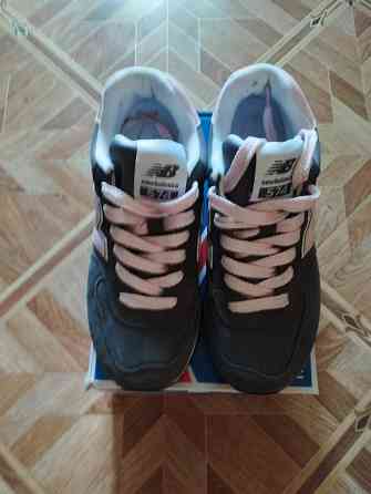 Продам новые кроссовки New balance, 37р., по стельке 24см, Донецк