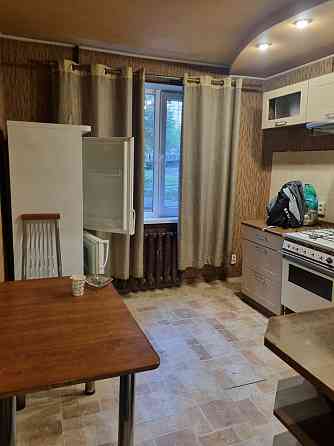 Сдам 3ю квартиру в пролетарском р-не, ул Коммунистическая Донецк