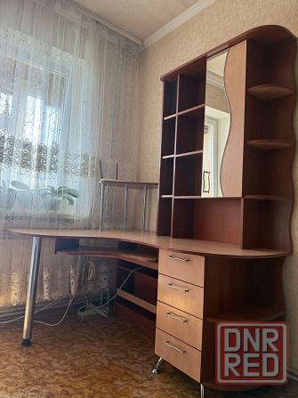 Продам компьютерный стол Макеевка - изображение 1