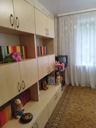 Продам 2-х ком.кв. Текстильщик. Рядом рынок. Документы готовы. Донецк